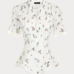 Scarlet Darkness White Floral Victorian Printed Pleated Shirt Lace Up